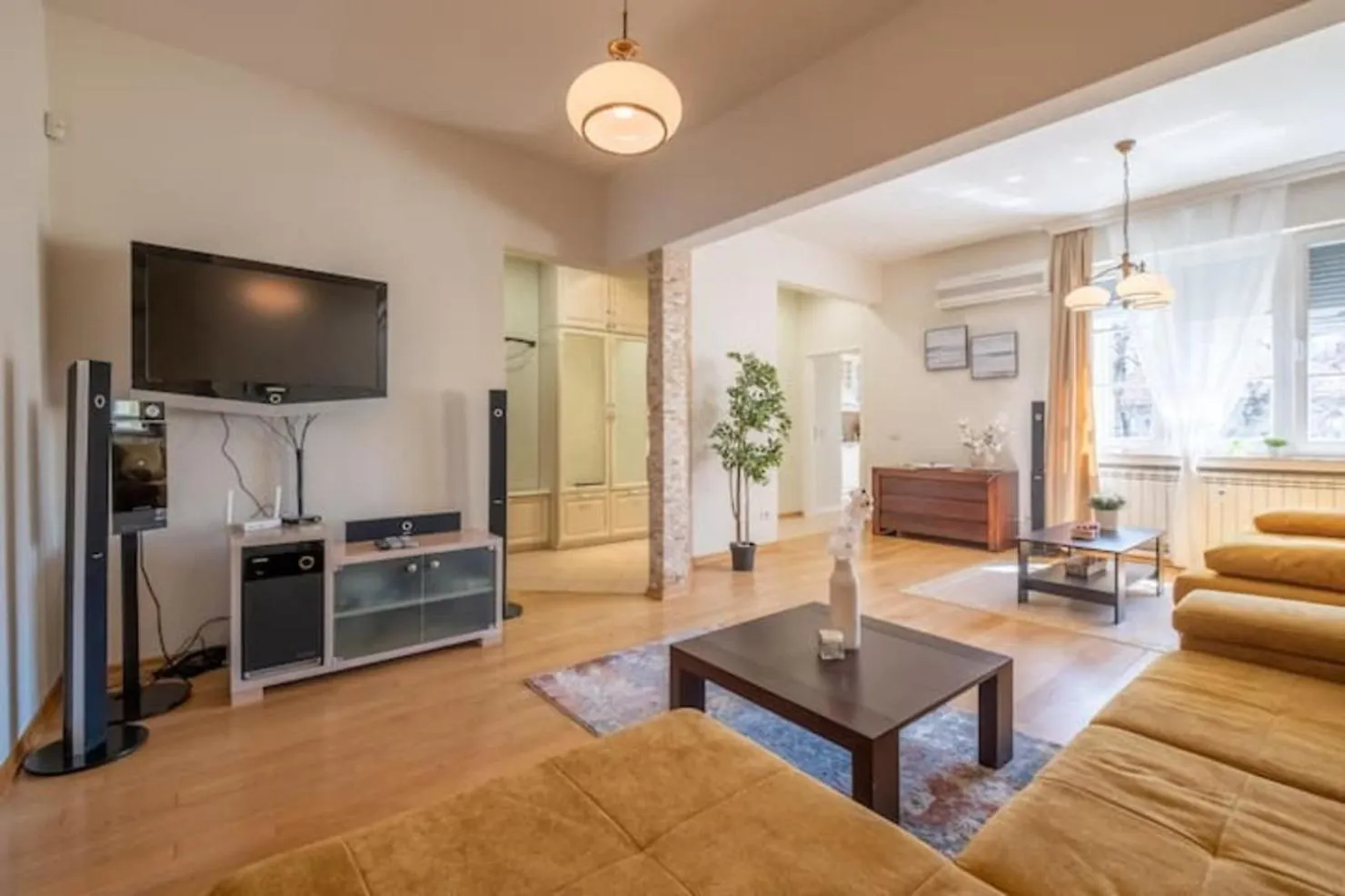 Sofia Central - Fabolous 1Bd Apartment In Top Center